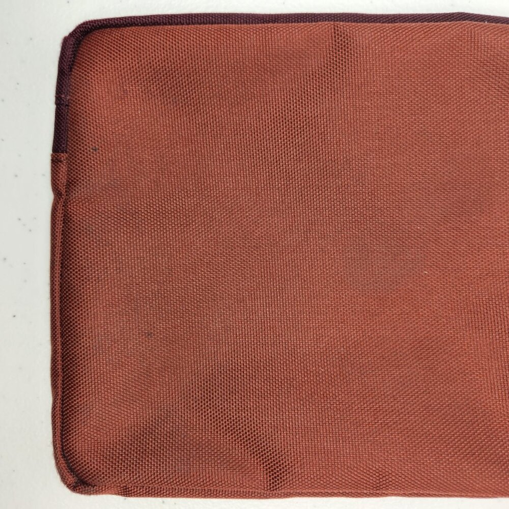 United by Blue Deadstock (R)evolution Transport Pouch Crossbody Bag - Picture 9 of 11